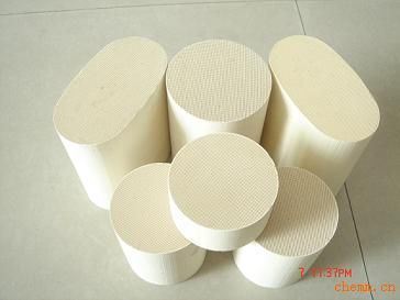 Ceramic Honeycomb Catalyst Substrate for Vehicle