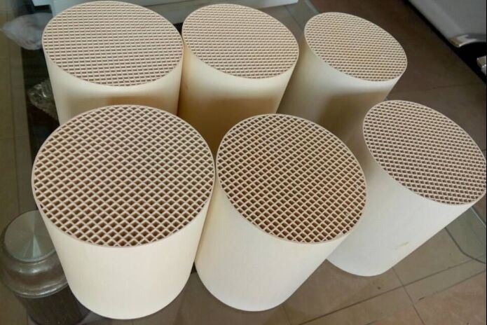 Top Quality Heat Storage Cordierite Ceramic Honeycomb for Rto