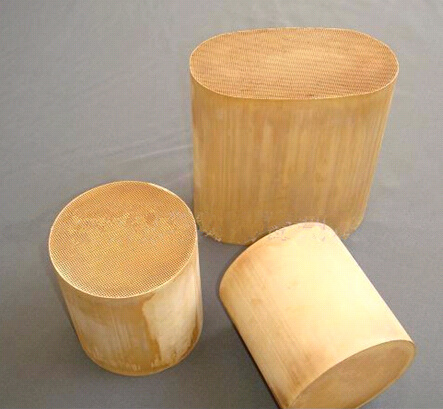 Honeycomb Ceramic Substrate Ceramic Catalyst Substrate Used in Gasoline Engine