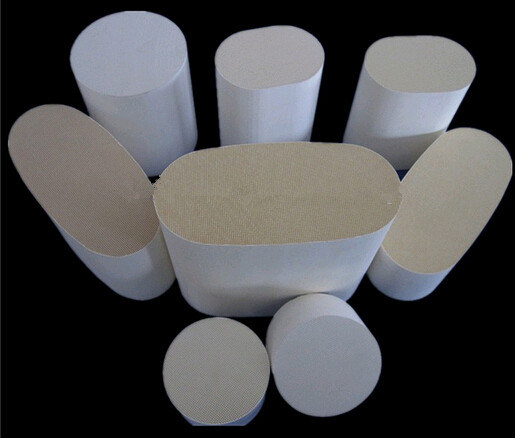 Honeycomb Ceramic Catalytic Converter Substrate Ceramic Honeycomb Catalyst Substrate