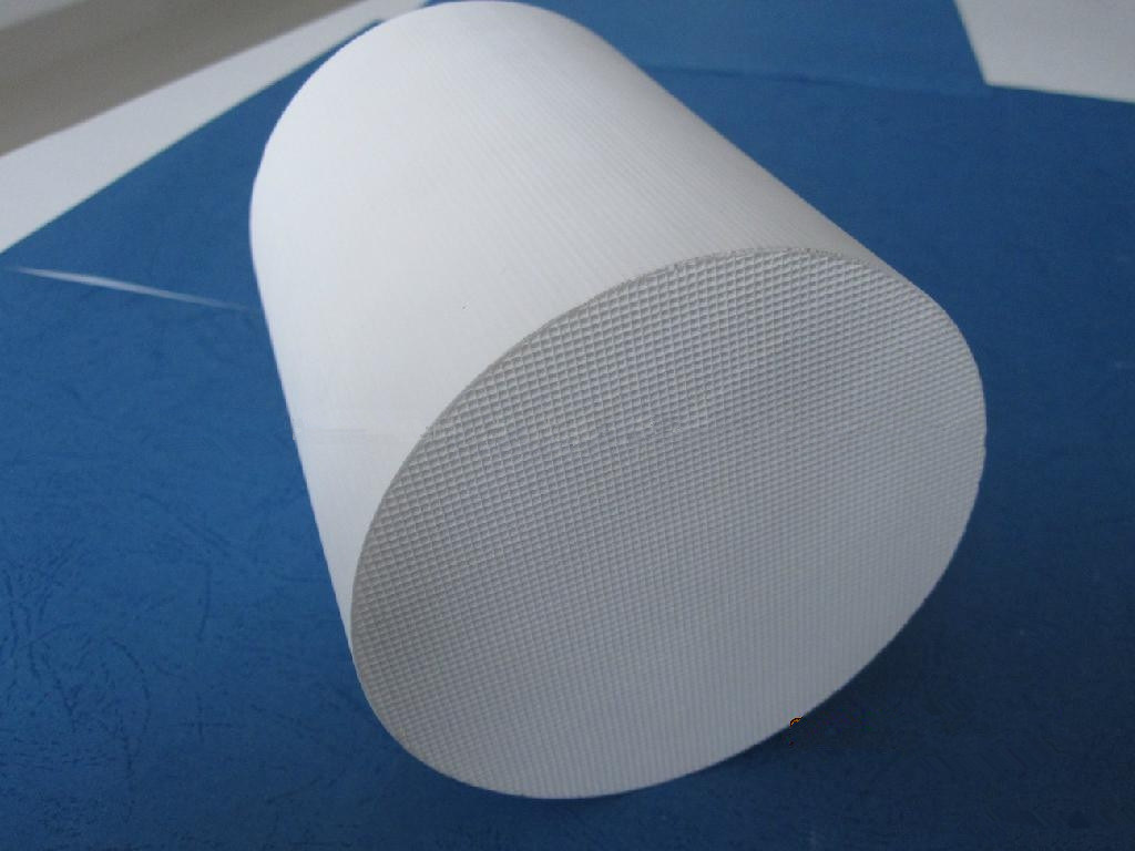 Honeycomb Ceramic Substrate Cordierite Diesel Particulate Filter as Purifier